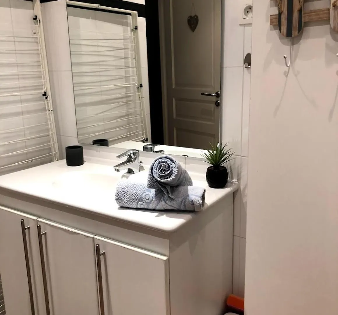 Beauregard Homestay Paris